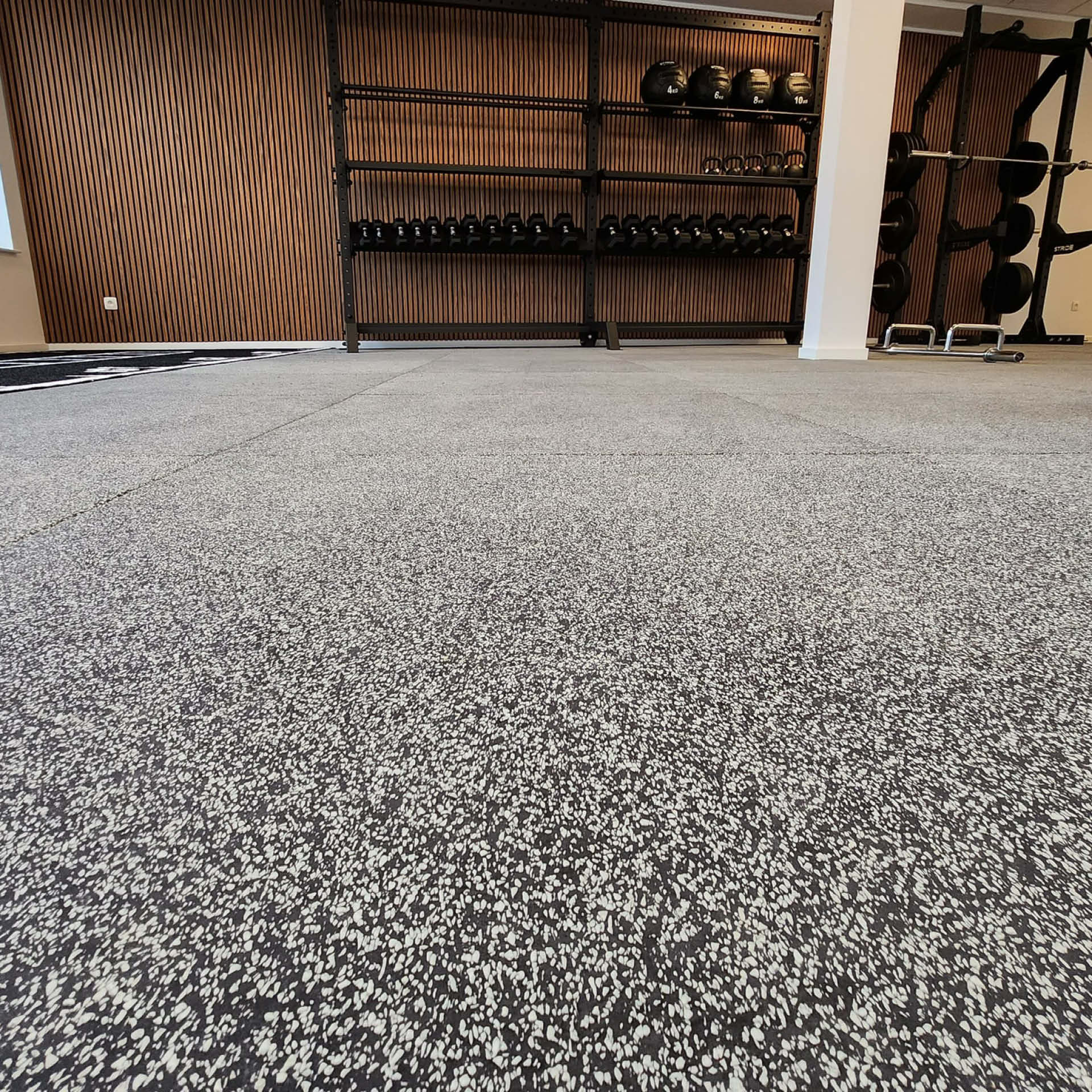 R+T Connect Gummi Matte 1x1m / 20mm (STONE / 70% Grau)