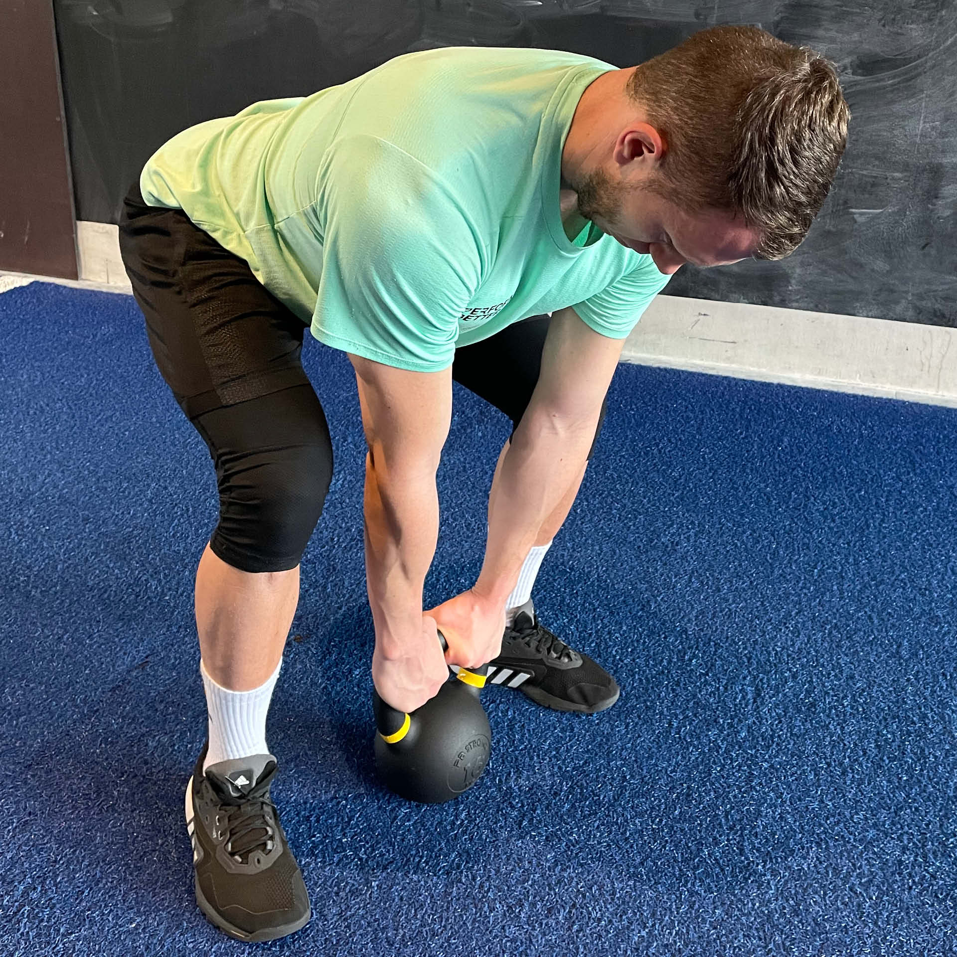 PB Strong Black Kettlebell 28 kg PB Strong Black Kettlebell 28 kg