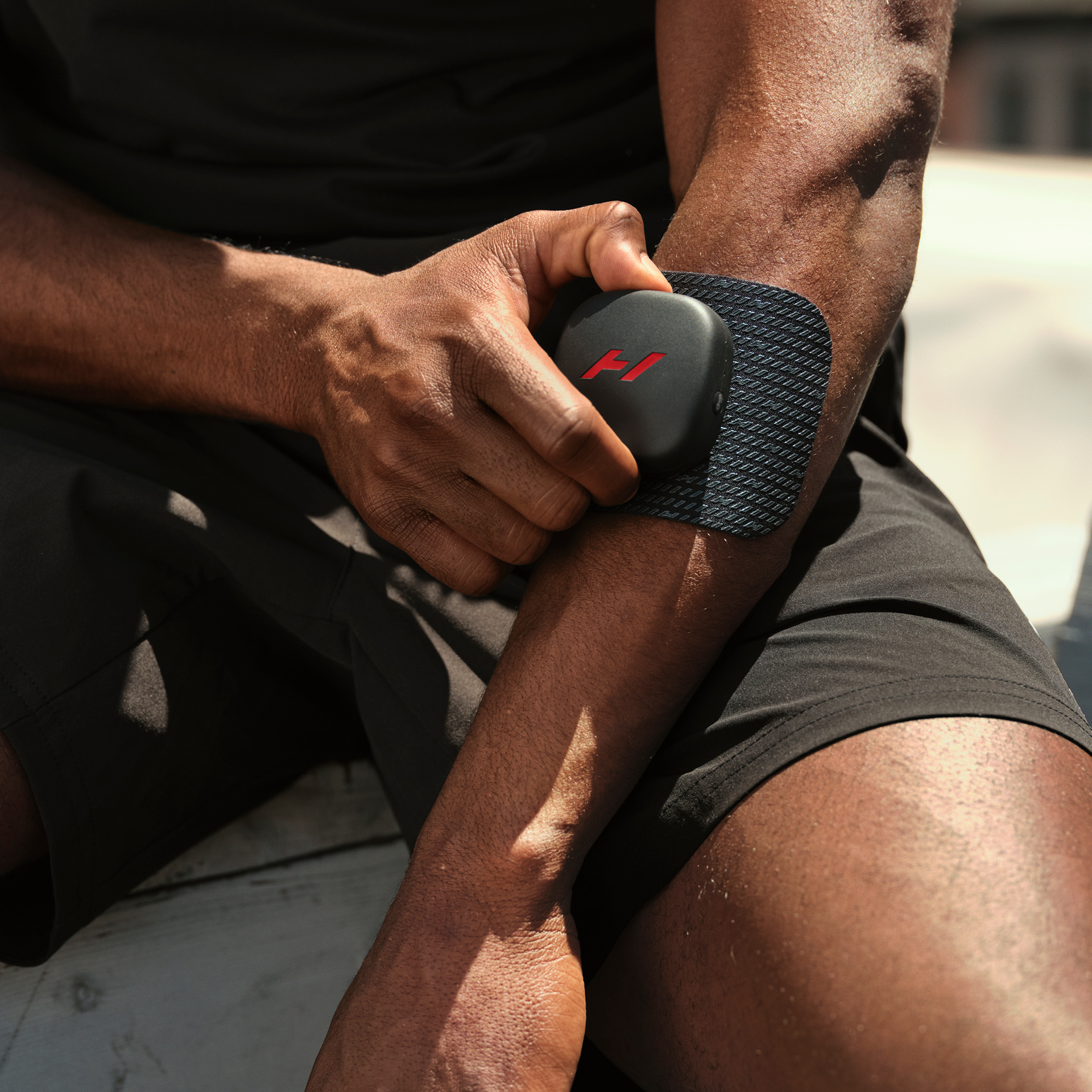 Hyperice heat massage bandage Venom 2 Go order now | PERFORM BETTER Hyperice heat massage bandage Venom 2 Go order now | PERFORM BETTER