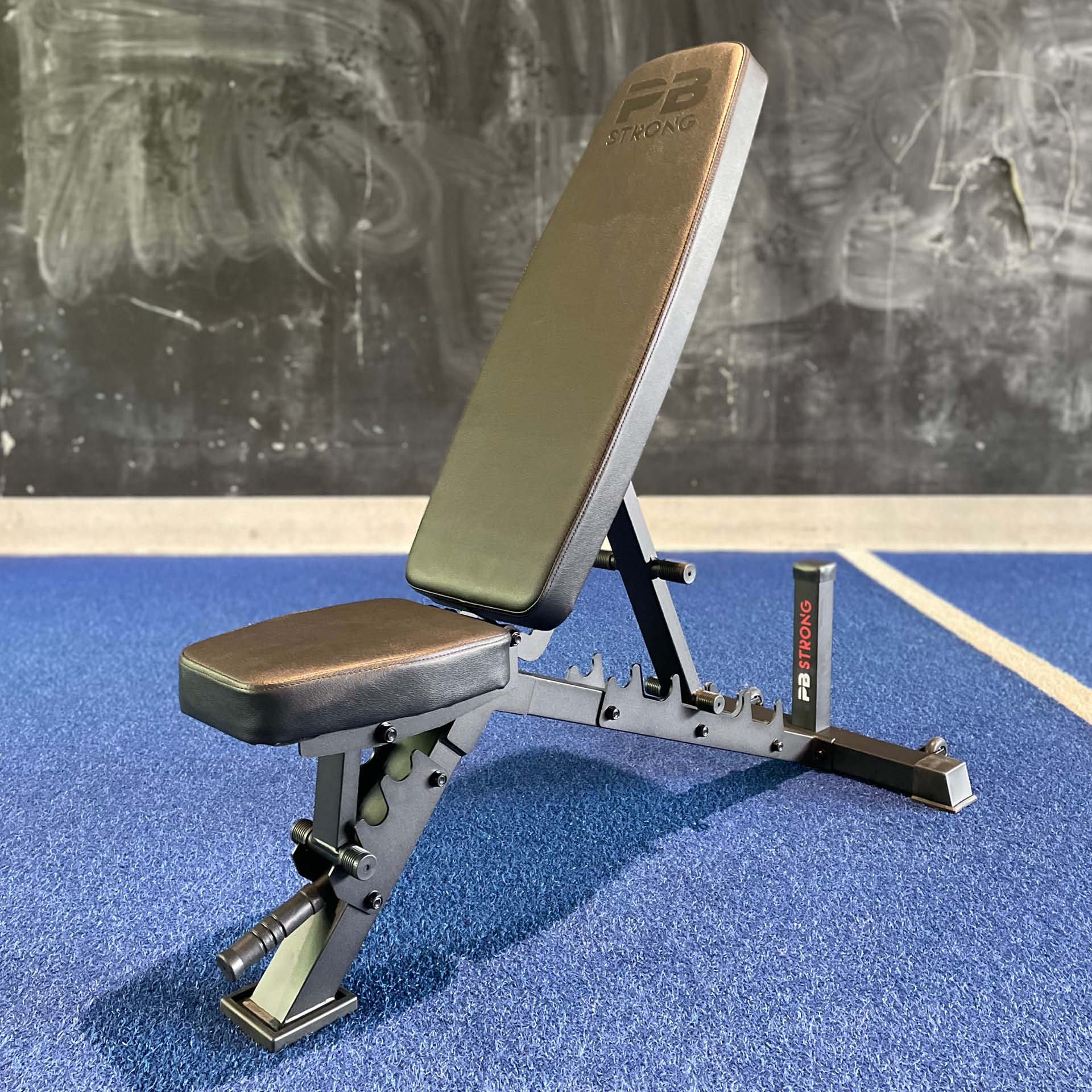 PB Strong Verstellbare Hantelbank PB Strong Verstellbare Hantelbank