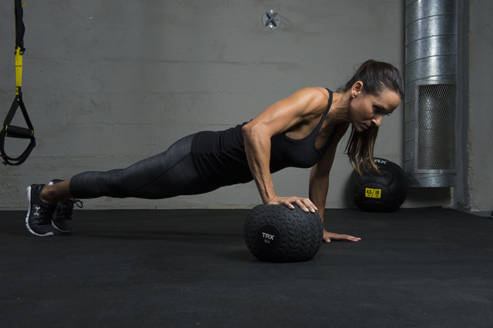 TRX Slam Balls 2,7 kg 6 lb TRX Slam Balls 2,7 kg 6 lb